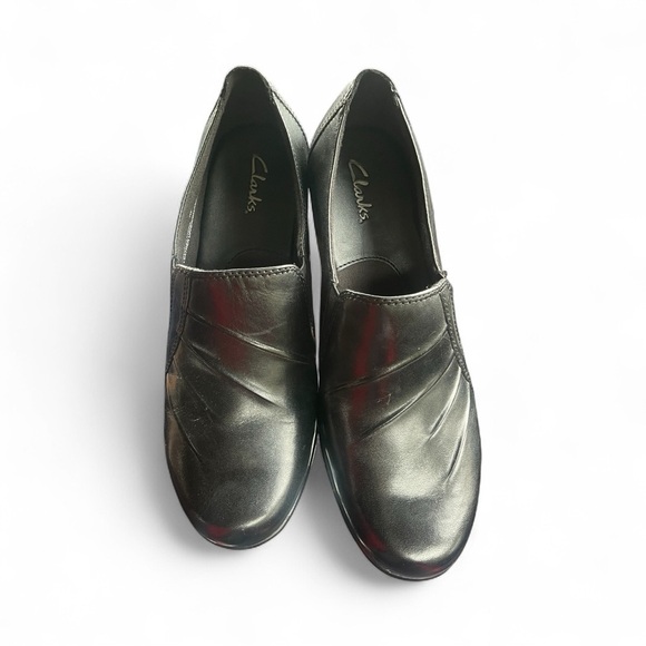 Clarks Partridge Women’s Pleated Leather Slip On Shoes Black Loafers 89487 Sz 7 - Picture 2 of 8